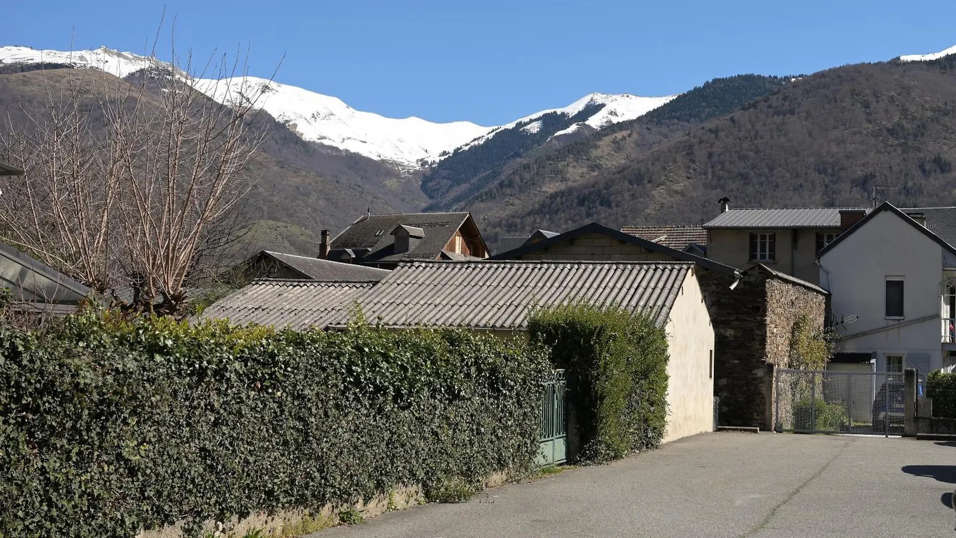 Les Rosiers Villa Bagneres-de-Luchon France